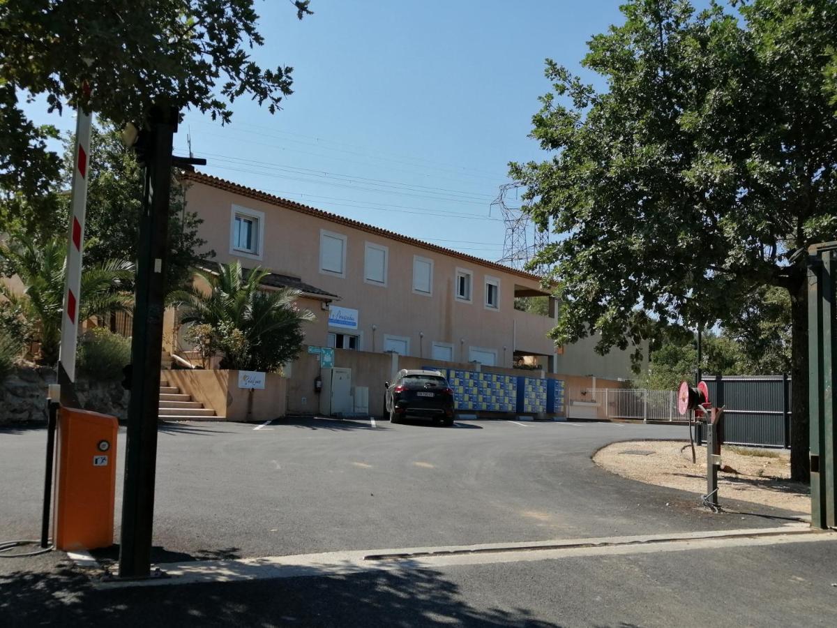 Charmant Mobil-Home Rocbaron Esterno foto